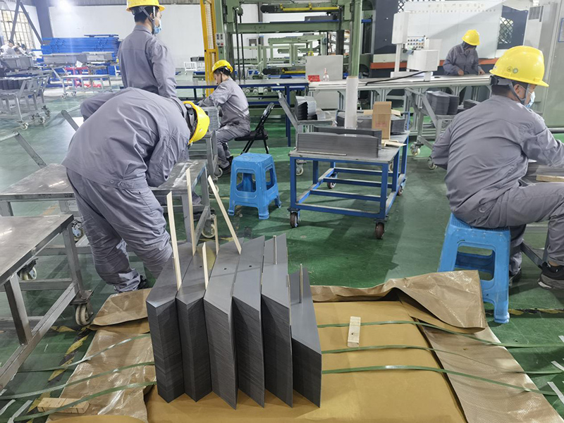 Packaging Cutting Laminations